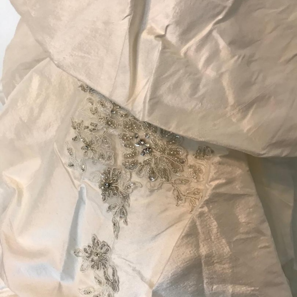 Bridal - Picture 4 of 7